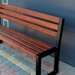 Pre dokonalý odpočinok vám postačí kvalitná lavička